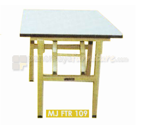 Panen Raya Furniture Meja Anak Futura 57x60 cm